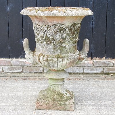 Lot 300 - A garden urn
