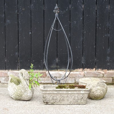 Lot 325 - A metal plant stand
