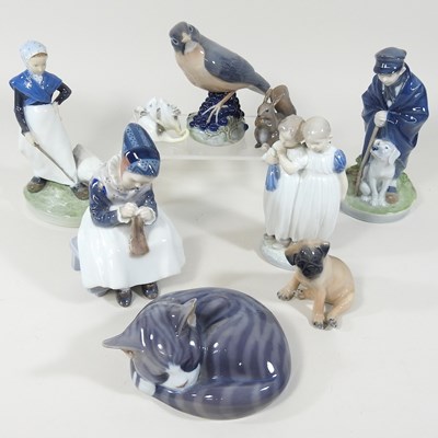 Lot 19 - A collection of Copenhagen figures