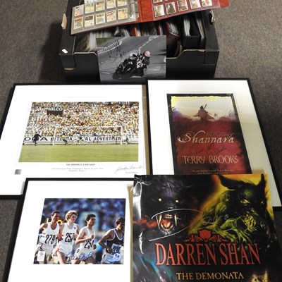 Lot 250 - A collection of signed pictures and cigarette cards