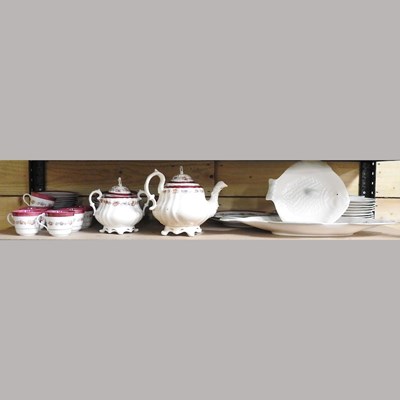 Lot 213 - A Shorter and Sons fish platter