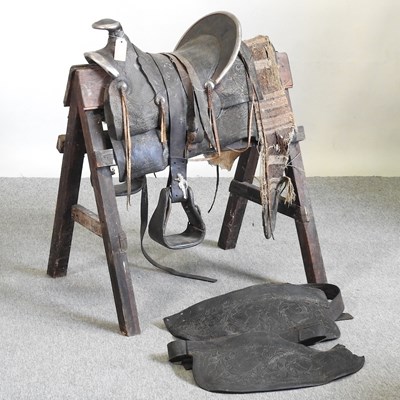 Lot 344 - A western style saddle