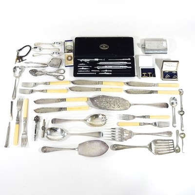 Lot 749 - A collection of silver plate