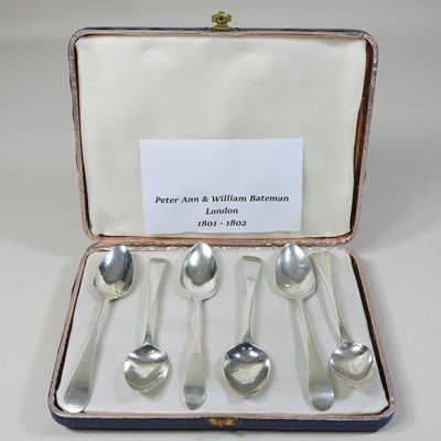Lot 42 - A set of six George III Old English pattern silver teaspoons