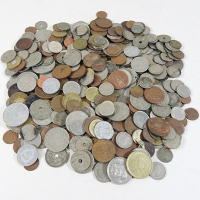Lot 70 - A collection of coins