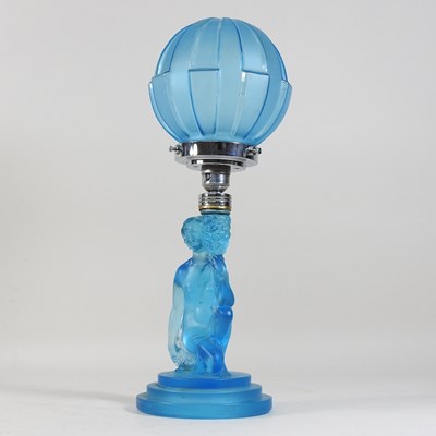 Lot 83 - An Art Deco pressed blue glass table lamp and shade