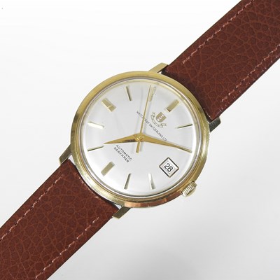 Lot 49 - A Watches of Switzerland 18 carat gold cased gentleman's vintage wristwatch