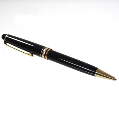 Lot 41 - A Mont Blanc Meisterstuck ball point pen