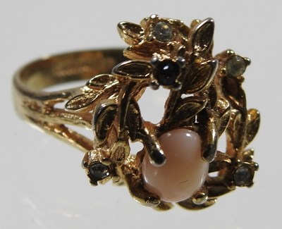 Lot 151 - A 9 carat gold diamond ring, 2.6g, size M,...