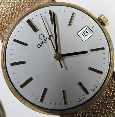 Lot 14 - An Omega 9 carat gold cased gentleman's...