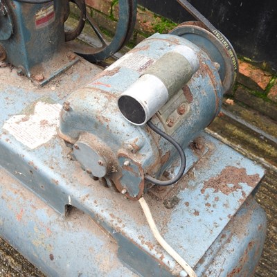 Lot 142 - An air compressor, 116cm wide