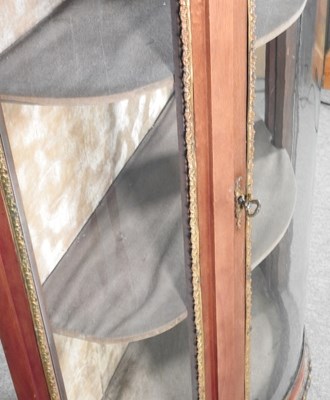 Lot 185 - An early 20th century French marble top...