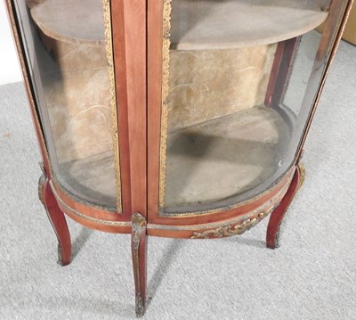 Lot 185 - An early 20th century French marble top...