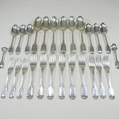 Lot 23 - A George IV silver fiddle and thread pattern...