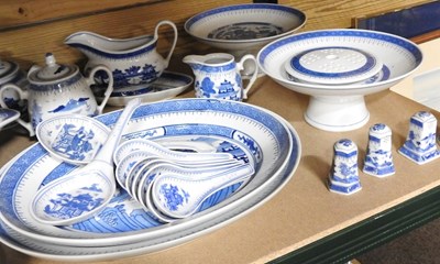 Lot 39 - An extensive Chinese porcelain blue and white...