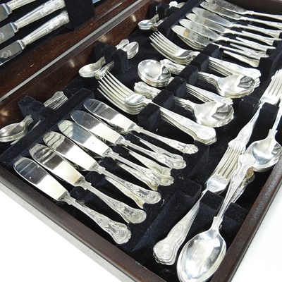 Lot 51 - A silver plated kings pattern twelve piece...