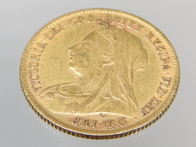 Lot 37 - A Victorian half sovereign coin, dated 1900