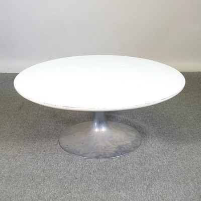 Lot 15 - A mid 20th century Arkana tulip coffee table,...