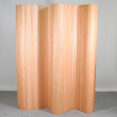 Lot 486 - A modern pine tambour folding screen