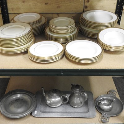 Lot 151 - A Cauldon part dinner service