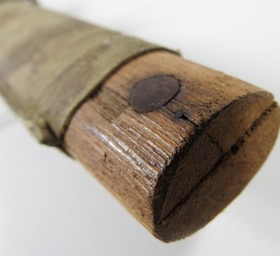 Lot 28 - An early 20th century Japanese sword, with a...