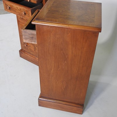 Lot 46 - A pair of hand made burr and featherbanded...