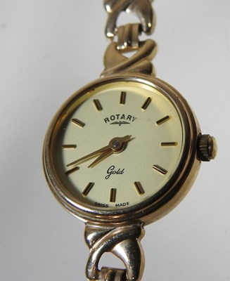 Lot 45 - A Rotary 9 carat gold cased vintage ladies...