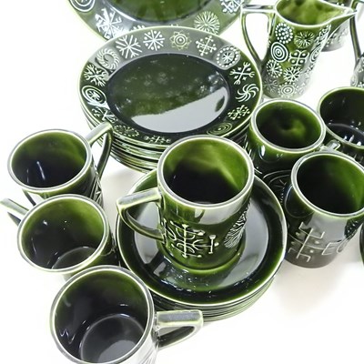 Lot 107 - A 1960's Portmeirion Totem pattern part coffee...