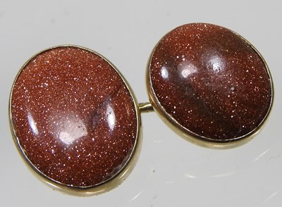 Lot 53 - A pair of 18 carat gold and red aventurine...