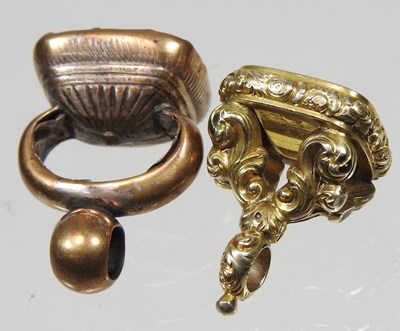 Lot 9 - A 19th century citrine seal, carved with a dog,...