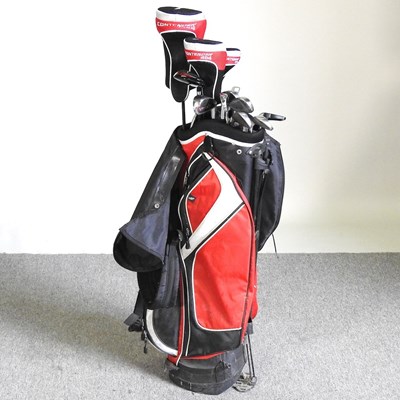 Lot 485 - A set of golf clubs, with case