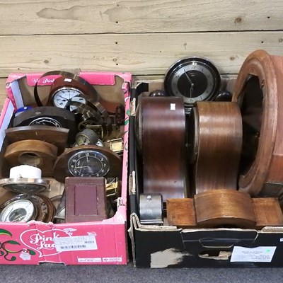 Lot 507 - A collection of clock parts and spares