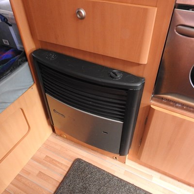 Lot 17 - *A Fiat Carioca 656 six berth motorhome,...