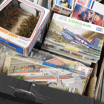 Lot 98 - A 1980's Commodore 64 computer, boxed, with...