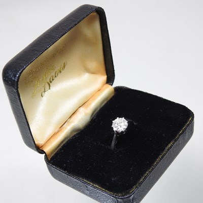 Lot 30 - An 18 carat white gold solitaire diamond ring,...