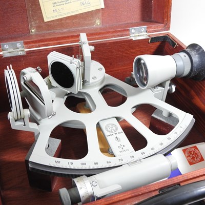 Lot 64 - A Trommel marine sextant, no.761512, dated...