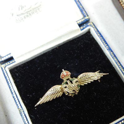 Lot 76 - A 9 carat gold cluster ring, together with an...