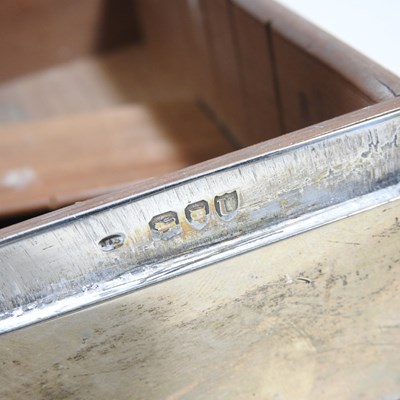 Lot 94 - An early 20th century silver table cigarette...