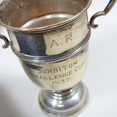 Lot 14 - A silver table cigarette box, together with a...
