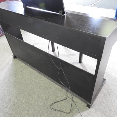 Lot 21 - A Yamaha Arius YDP-1432 electric piano, in an...