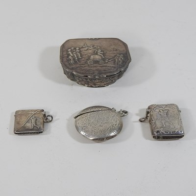 Lot 59 - A silver vesta case