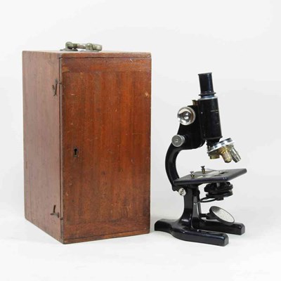 Lot 160 - A mid 20th century microscope, by Cooke,...