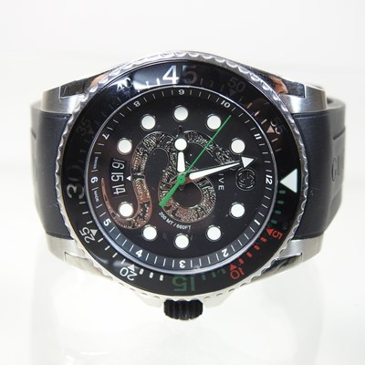 Lot 100 - A modern Gucci steel cased Dive wristwatch
