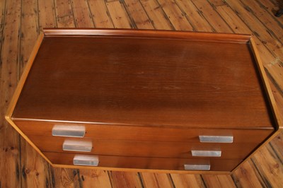 Lot 67 - A Stag Fineline oak five-piece bedroom suite,...