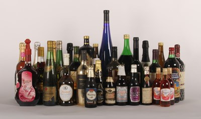 Lot 237 - A large collection of various wines and...