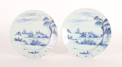 Lot 263 - A pair of English blue and white delftware...