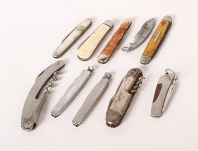 Lot 194 - A collection of ten various pocket knives