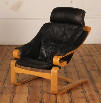 Lot 89 - A Skippers Apollo black leather and bentwood...