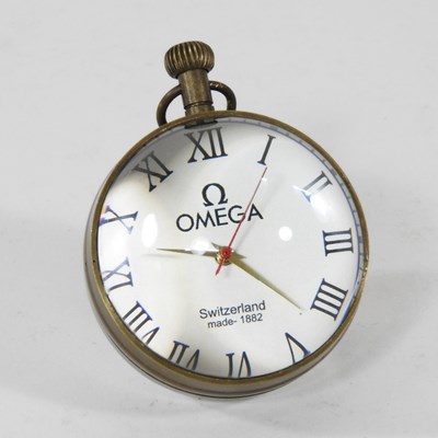 Lot 238 - A modern glass ball desk clock, 6cm diameter