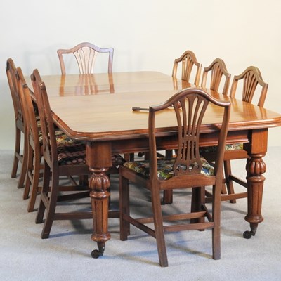 Lot 287 - A Victorian mahogany wind-out extending dining...